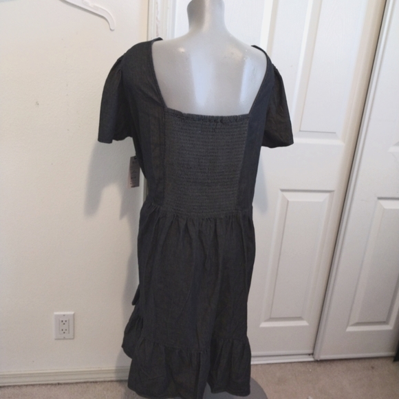 NWT Terra & Sky Women's Size 4x 28-30w Square Neck Short Sleeves Swing Dress - Picture 4 of 4